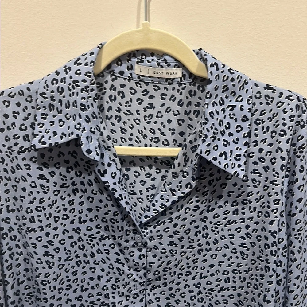 Leopard Print Button-Up Blouse - Picture 2 of 3